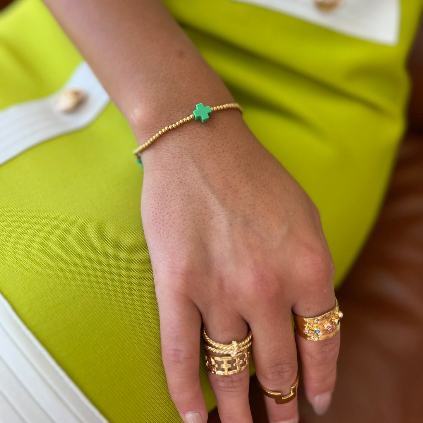 2.5mm Gold Bead & Green Cross Stretch Bracelet