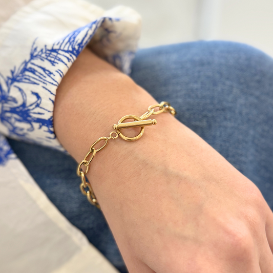 Gold Toggle Link Bracelet