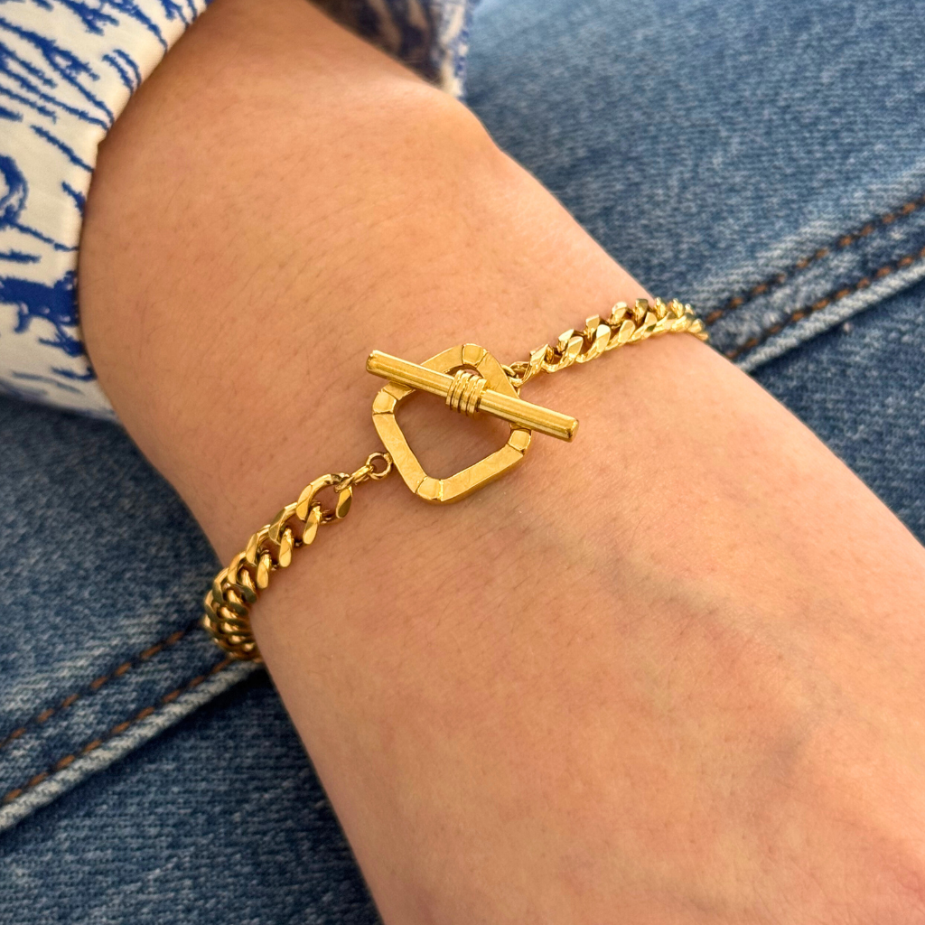 Gold Curb Link Toggle Bracelet