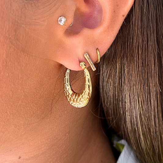 Gold Cobblestone Crescent Hoop