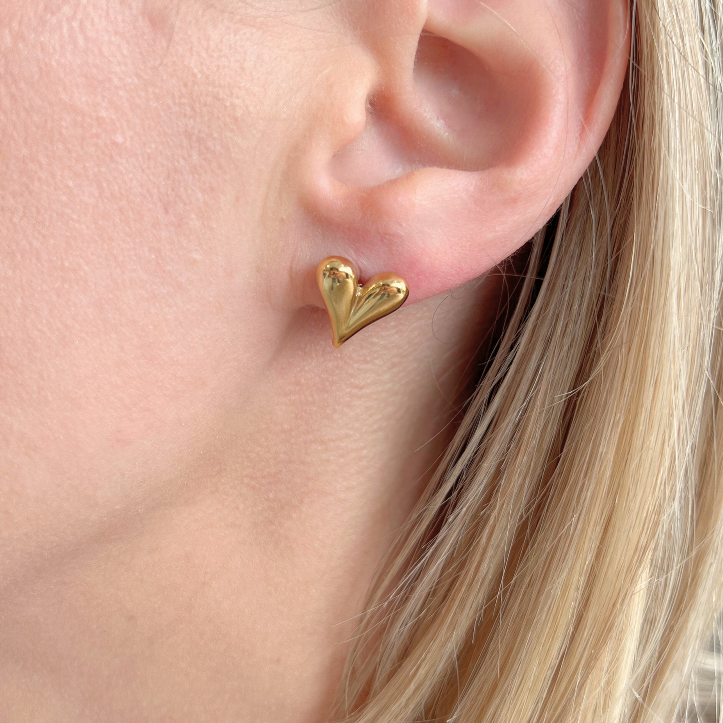 Gold Exaggerated Heart Stud Earring