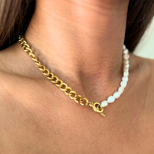 Gold Chain with Freshwater Pearls Necklace