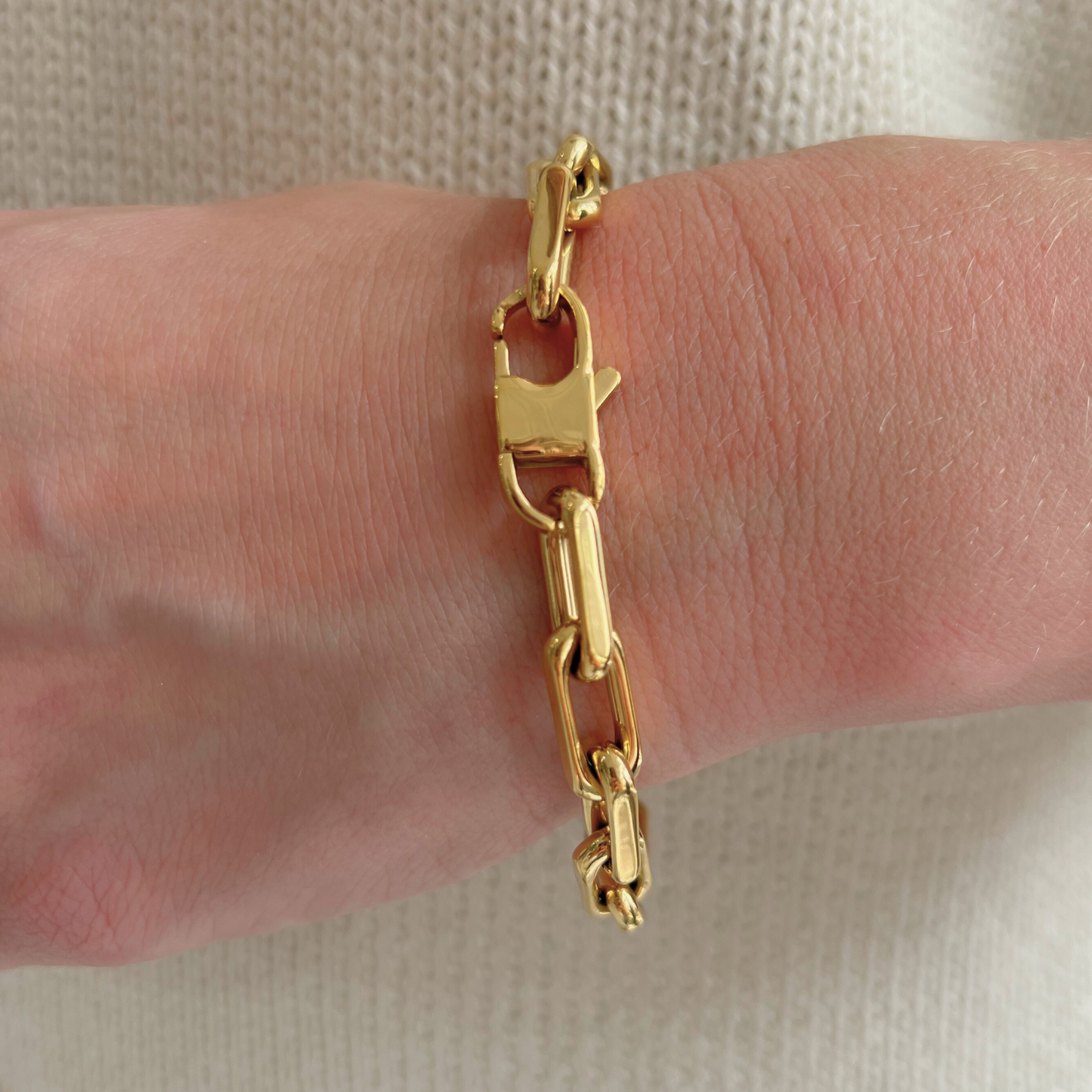 Gold Thick Link Bracelet- 7.5"